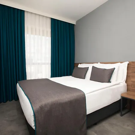Falcon 1511 Hotel