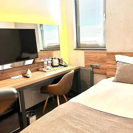 Falcon 1511 Hotel 3*