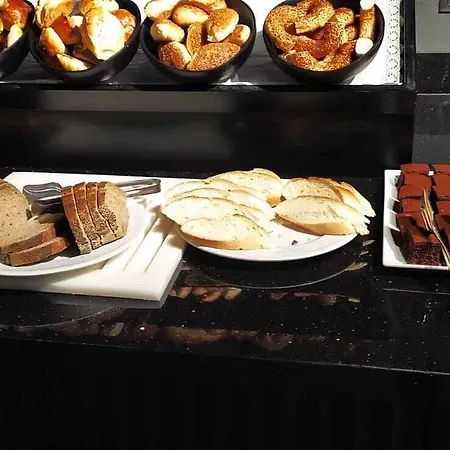 ホテル Falcon 1511