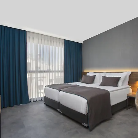 Falcon 1511 3* アンタルヤ