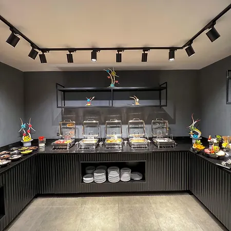 ホテル Falcon 1511