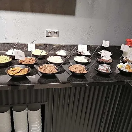 Falcon 1511 Hotel 3*