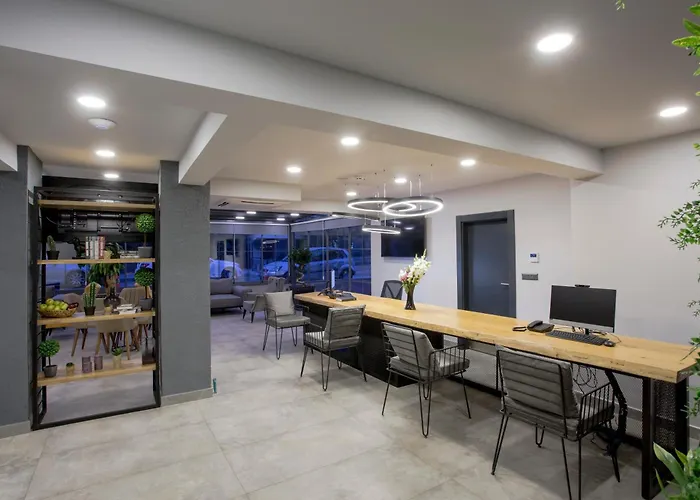 호텔 Falcon 1511 3*