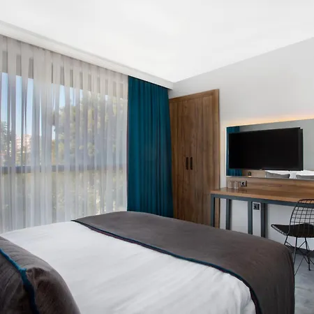 Falcon 1511 Hotel 3*
