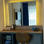 Falcon 1511